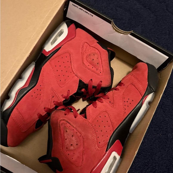 Jordan Red and Black Sneakers - Picture 6 of 7